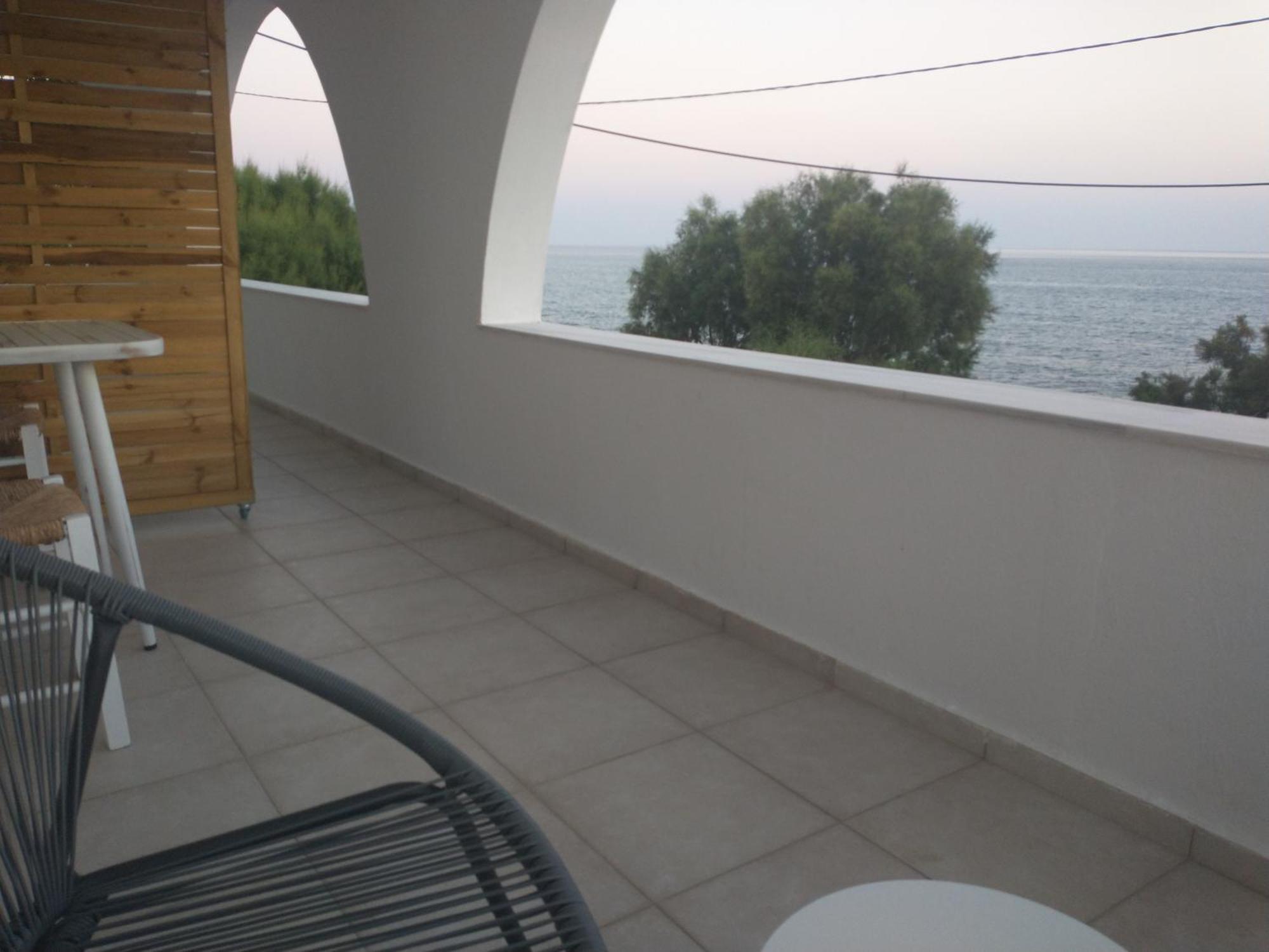 Mini Villas Avra Keratókambosz Szoba fotó